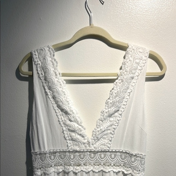 Forever 21 Off-White Tiered Ruffled Midi Dress Size Large - Picture 2 of 6